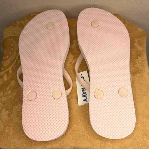 NEW OLD NAVY SIZE 7 PASTEL PINK FLIP FLOPS TRAVEL DORM LIGHTWEIGHT - Picture 6 of 6